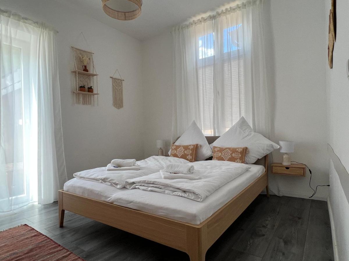 Direct Moselle view 200m² 4 SZ 10Pers Terrace Appartement Sankt Aldegund Buitenkant foto
